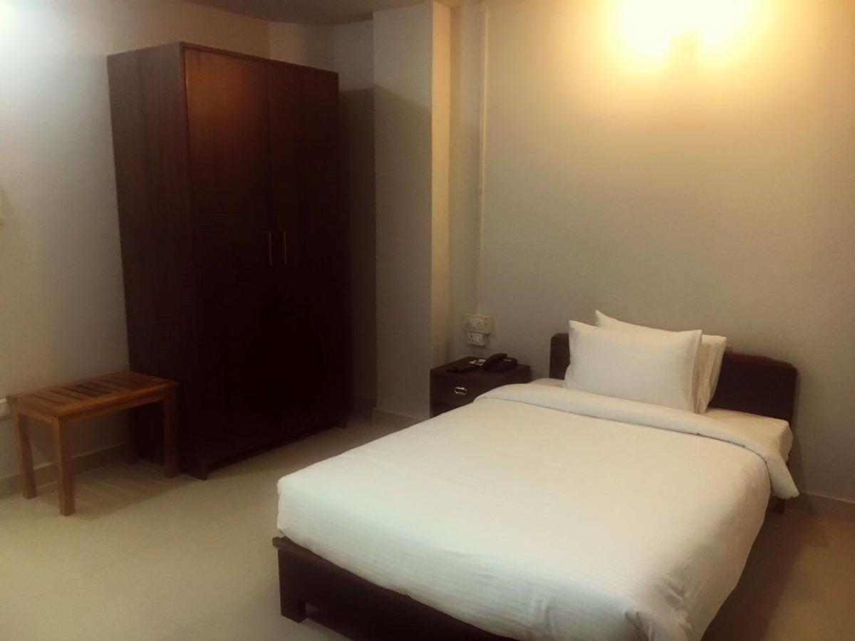 Hotel Ariel Kohima Extérieur photo